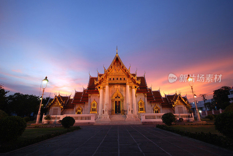 亚洲，大理石寺庙(Wat Benchamabophit)，曼谷，泰国。